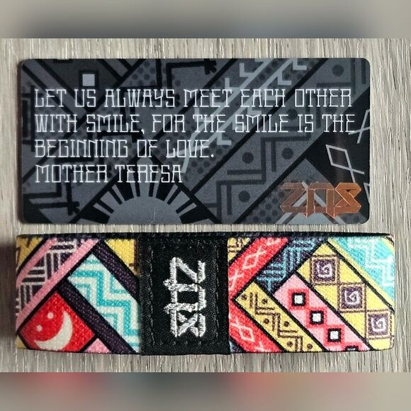 ZOX "SMILE" #1325 Geleen Loricia Artist Mother Teresa NEW Collectible Wristband - Picture 3 of 3